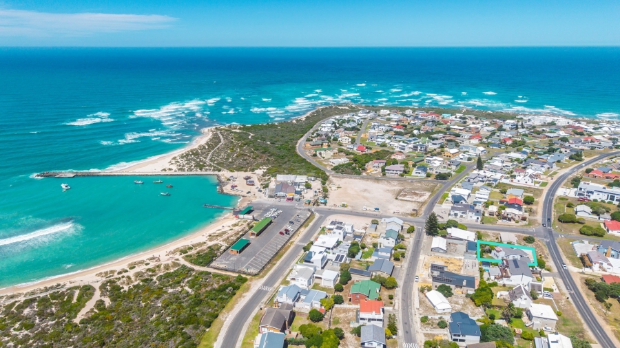 5 Bedroom Property for Sale in Struisbaai Western Cape